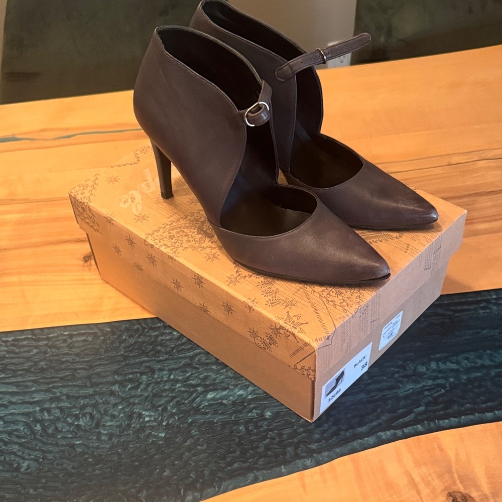 Free People Black Pointed Heels